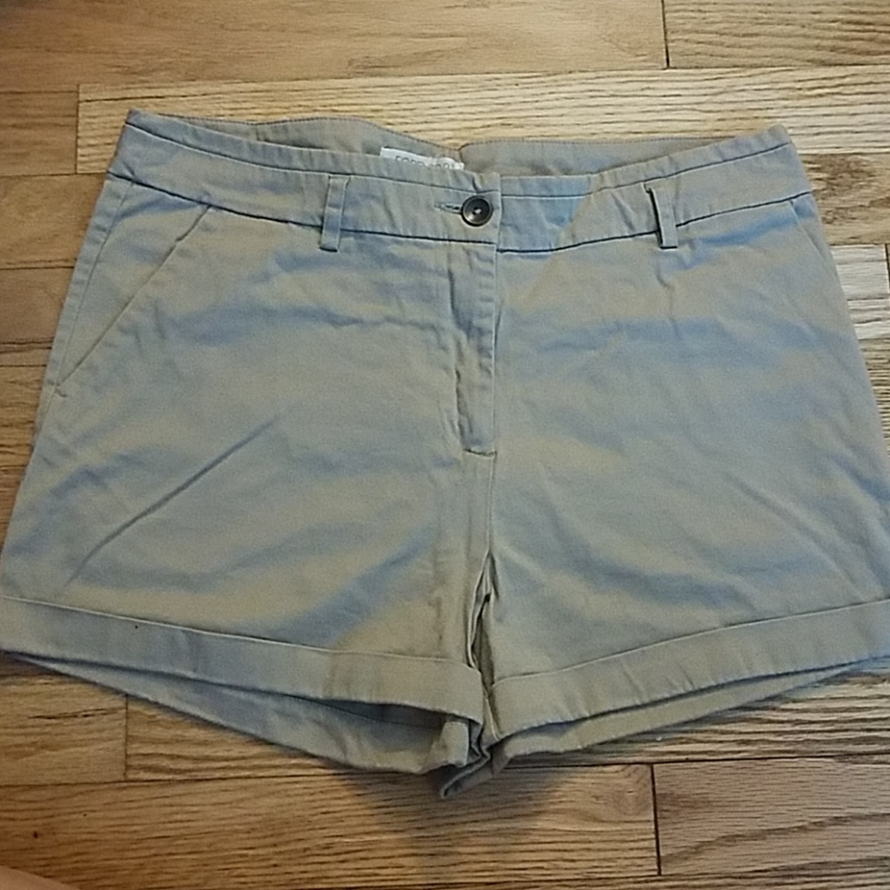 Forever 21 Size L Khaki Shorts
